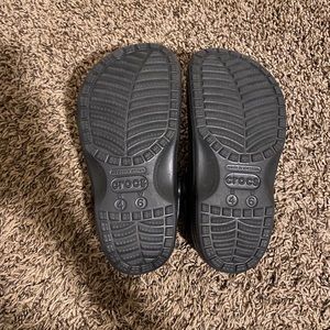 Black fur lined crocs